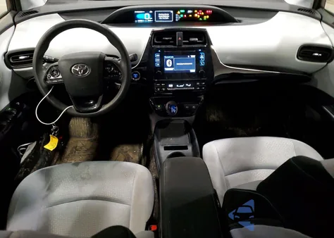 2019 Toyota Prius Le Awd-E z USA, uszkodzony, nr VIN JTDL9RFU6K3011071